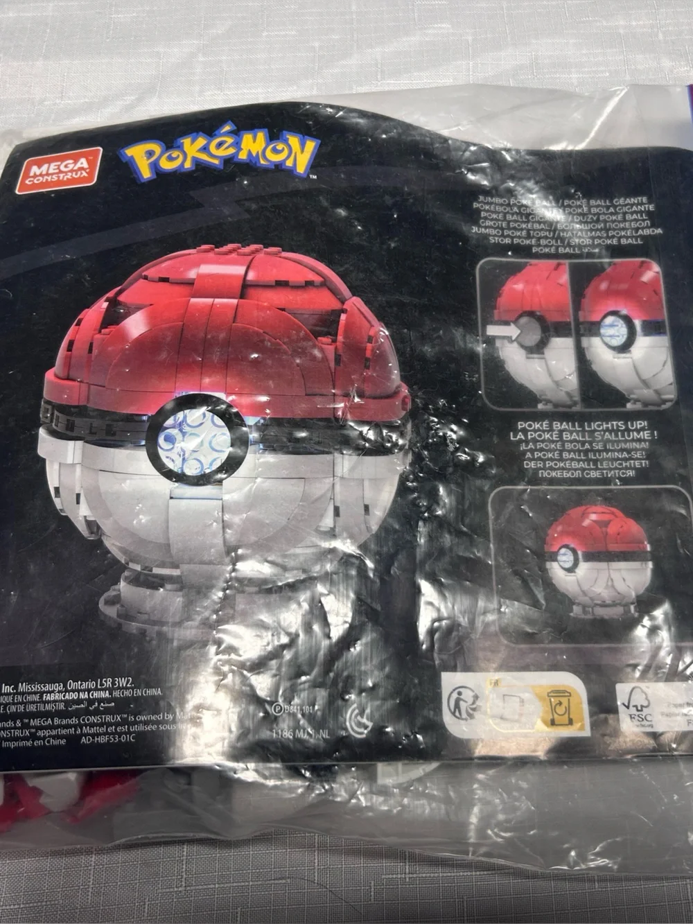 Mega Construx Pokémon Jumbo Poké Ball building set (Model HBF53)